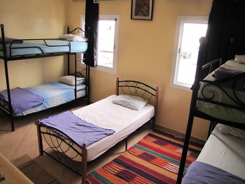 Surf & Travel Camp Bed & Breakfast Taghazout Room photo