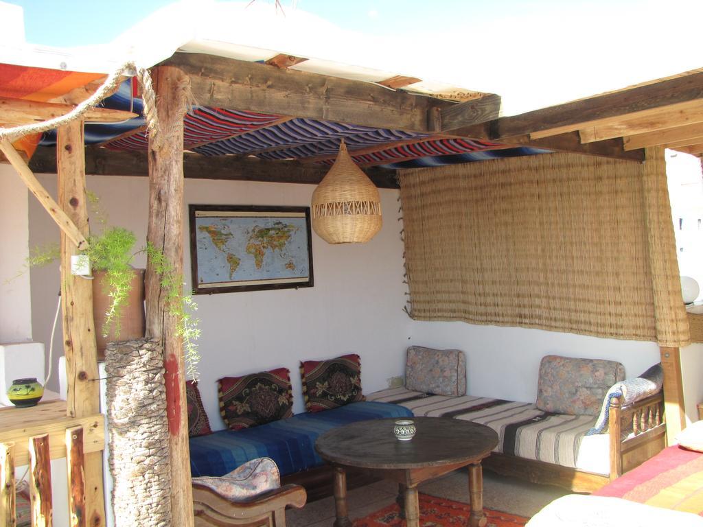 Surf & Travel Camp Bed & Breakfast Taghazout Exterior photo