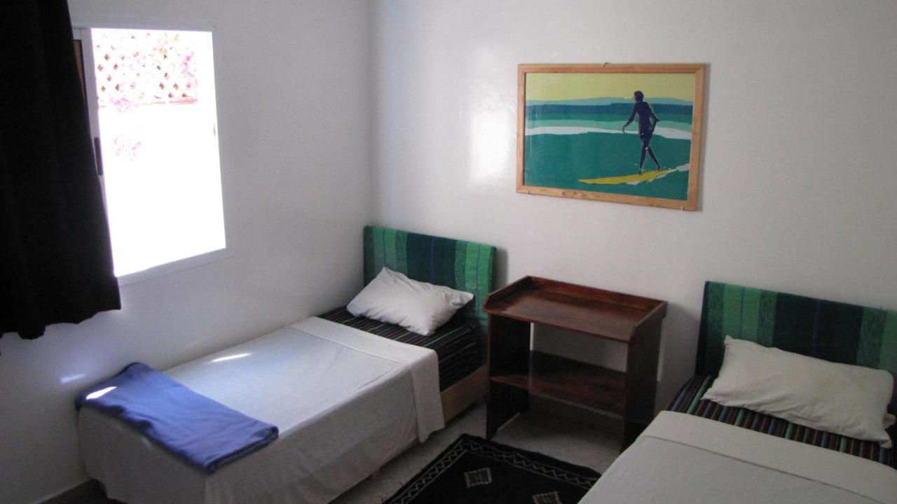 Surf & Travel Camp Bed & Breakfast Taghazout Exterior photo